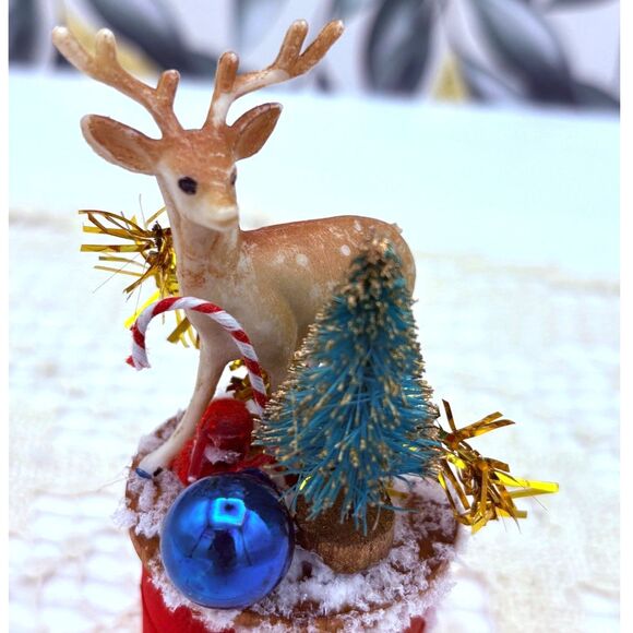 Miniature ALL VINTAGE Thread Spool Christmas Assemblage Reindeer - Picture 1 of 5